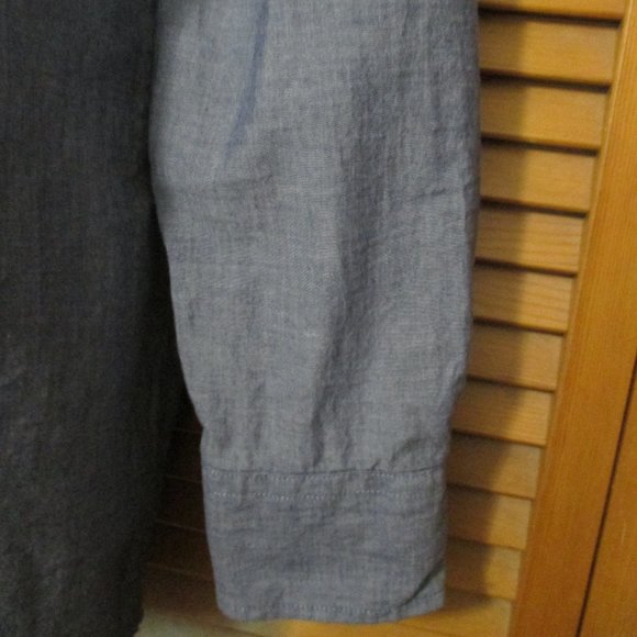 J. Crew top half button down chambray soft cotton top like new size L - Picture 4 of 8